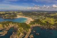 Matapouri;Northland;sandy_beaches;bachs;holiday_homes;bush;native_forrest;golden